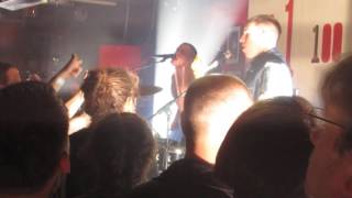 Slaves - Spit It Out