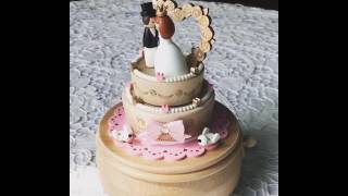 Wedding Cake music box