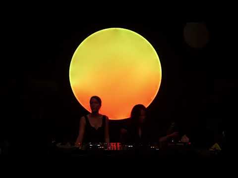 Van Anh & Mirella Kroes RRFM - Radio Radio - 04-08-2021