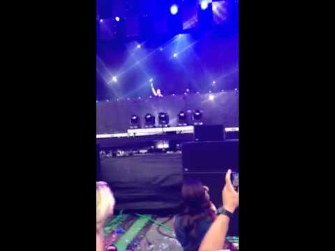 Hardwell- Holy Kukatu Grail @ Electric Zoo 2013 Main Stage
