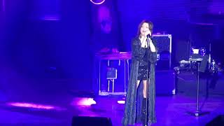 Martina McBride-Cry On The Shoulder Of The Road-Nashville,IN (04/02/22)