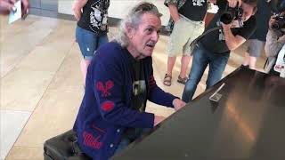 Michael Bruce (isolated vocal) Alice Cooper - Beautiful Flyaway