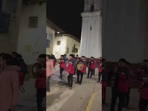 Banda Corazón de Ancash en pallasca fiesta por fin año...