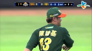 Re: [新聞] 內野飛球誤判 裁判邱景彥下二軍