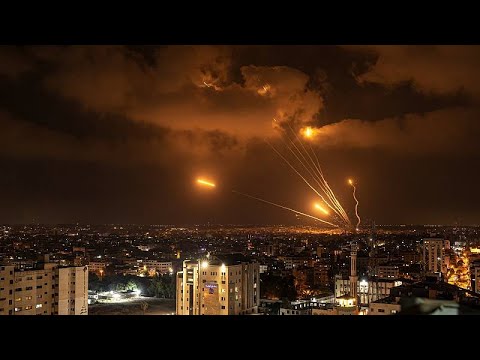 فيديو استمرار الهجمات الجوية وإطلاق الصواريخ بين إسرائيل وغزة لليوم الثاني