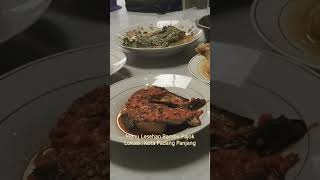 Download lagu Menu di Lesehan Bambu Pajok #KulinerMinang #padangpanjang #LesehanBambuPajok #KanyangBana mp3