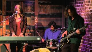 Studio 315 - Alexa Borden, Depredator