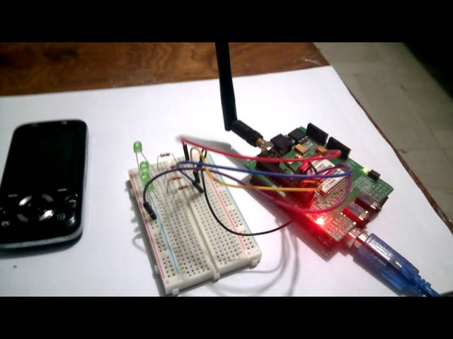 Vídeo relacionado con SIM900 GPRS/gsm Shield Development Board Quad-Band Module with Antenna | SIM900 GPRS/gsm Shield Development Board Módulo de Cuatro Bandas con Antena