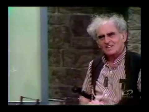 Julius Sumner Miller 33 HHOF - Bernoulli's Principle Cont...