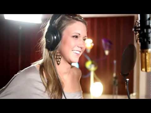 Bailee Moore - In Studio Recording "Halo at Home" (HD)