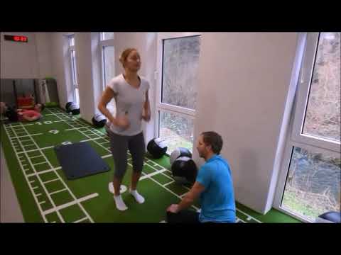 Training mit Deutschlands bester Badmintonspielerin Fabienne Deprez