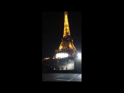 Thanks for the Memories 😍 #parisvibes #eiffeltoweratnight