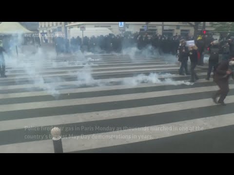 May Day: Tear gas, smoke bombs at Paris protest