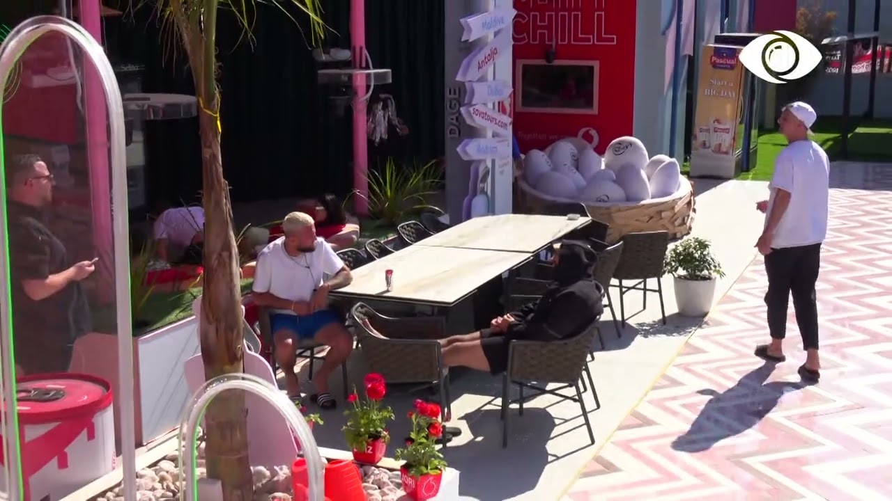 “Flamurtari i anti-bullizmit”/ Bledi-Ronaldos: Nuk marr këshilla unë si ty