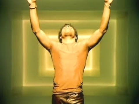 A écouter en préparant Macaron curaçao et orange douce