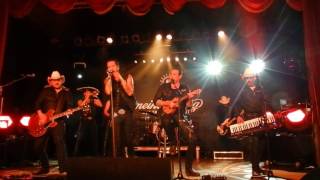 The BossHoss “Sing My Personal Song” Premiere