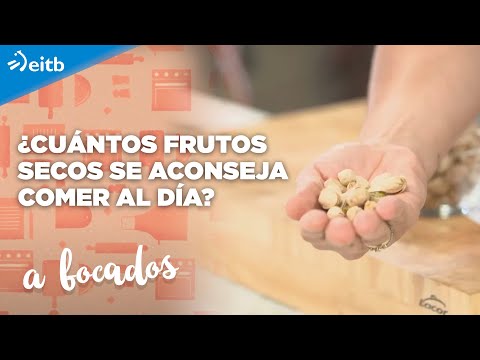 ¿Cuántos frutos secos se aconseja comer al día?