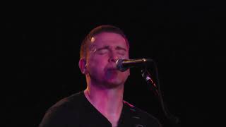 DAMIEN DEMPSEY  -  BUILDING UP AND TEARING ENGLAND DOWN