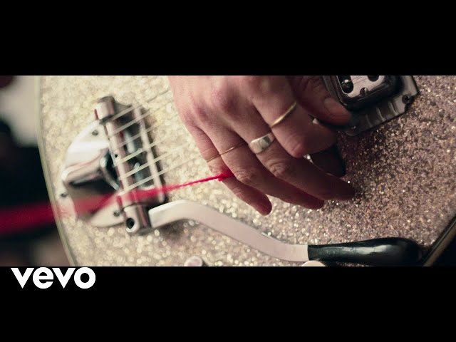  Little Red Thread - KT Tunstall