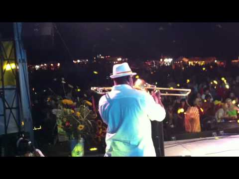 i-taweh live with Nambo Robinson nwwrfestival