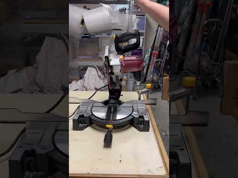 Chicago electric 10 in. Sliding compound miter saw
