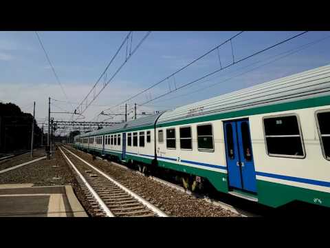 STROMBAZZATA E SFANALATA DEL REGIONALE VELOCE IN TRANSITO A TORINO STURA (TO) 10 - 9 - 2016