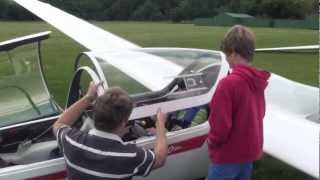 preview picture of video 'Luke flying a glider - Southdown Gliding Club lesson at Cootham'