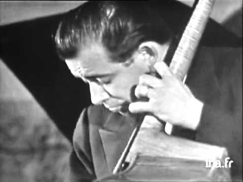 « Blues In The Closet » par Bud Powell, Pierre Michelot et Kenny Clarke (1959)