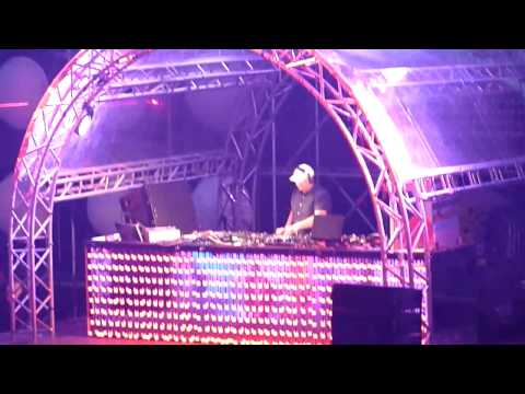 Sunrise Festival 2009 - Diabllo (David Murtagh - Introvert Extrovert)