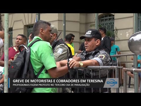 Profissionais fazem protesto em terceiro dia de paralisação de motoristas e cobradores 15 03 2023