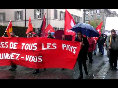 Le cortège du 1er mai au Locle