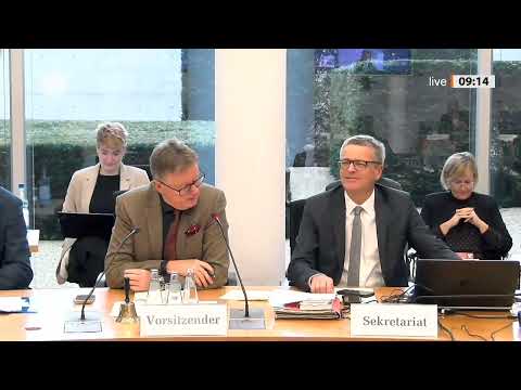 Sachverständige fordern Büro­kratie­abbau für maritime Wirtschaft