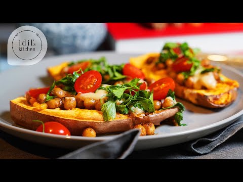 Loaded Baked Sweet Potatoes with Chickpeas and Tahini | 🌱VEGAN 🌱