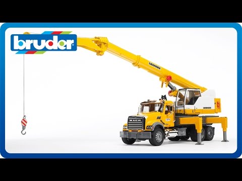 Bruder Mack Granite Crane Truck