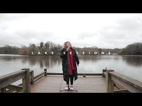 Wavysof - Get You The Moon (Cover) / Lake Sessions