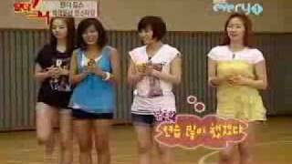 Download lagu EunHyuk dancing to H.O.T We are the future ft.WONDER GIRLS!!! mp3 Download lagu EunHyuk dancing to H.O.T We are the future ft.WONDER GIRLS!!! mp3