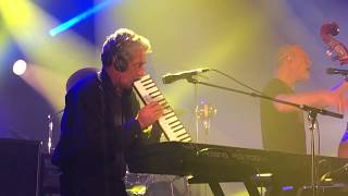 Vamonos Pal Monte / Avishai Cohen , special guest : Jo Kaiat