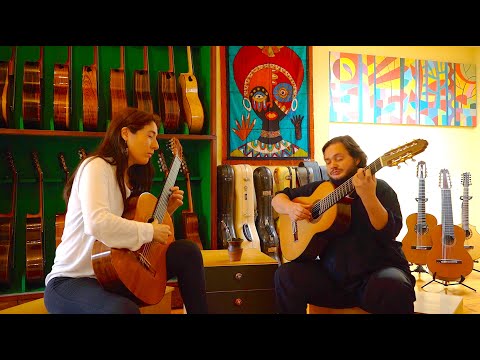 Yamandu Costa e Elodie Bouny - Helping Hands (Sérgio Assad)