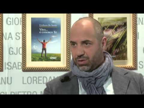 Intervista a Emiliano De Santis nello spazio BookSprint Edizioni al Palafiori di Sanremo