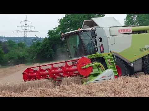 Wenn die Mähdrescher unterwegs sind....Getreide Ernte im Stohgäu