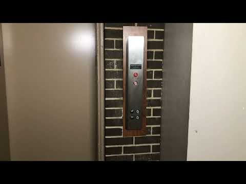 Hadfield highdraulic aux. Elevator - WILKBAPT3B - Wilkinsburg, PA