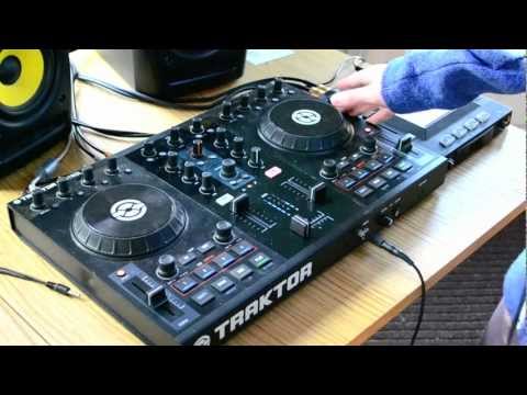 Caution DJ: First Dubstep Mix of 2012 with the Traktor Kontrol S2