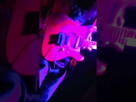 Thumbnail for Ghettometal singer Scoonie Gee welcomes guitarist Kurt James playing Van Halen Eruption cover by Kurt James