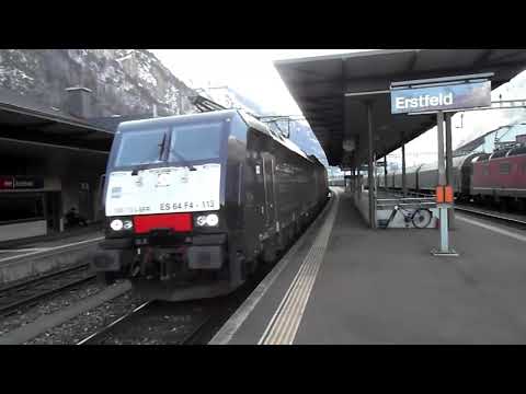 Bahnverkehr in Arth Goldau und Erstfeld am 18.02.12 - Doppeltraktion DB BR 185 beim Schieben!