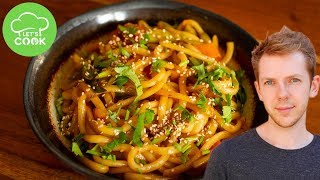 REZEPT: Gebratene Udon Nudeln | 15-Min asiatisches Essen