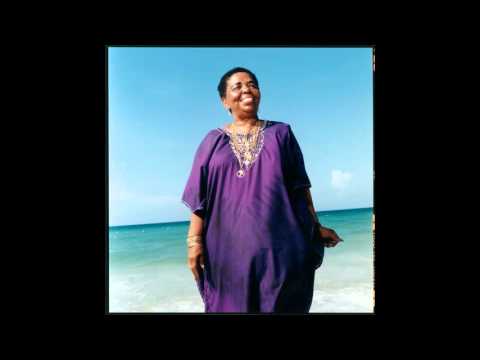 É Doce Morrer No Mar - Marisa Monte