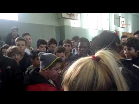 EMA IL NEGRO VS NITHER@ASSEMBLEA D'ISTITUTO MACHIAVELLI 26/11/13