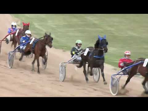 2022.04.16. 02. futam - UNDERPAID HANOVER DÍJ