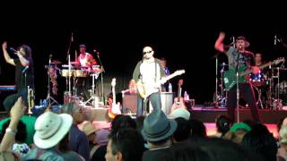 Ozomatli live - "La Temperatura"