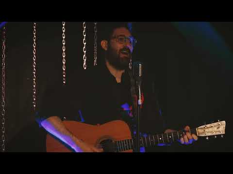 Maldestro - Le chiavi di casa (Official Video)